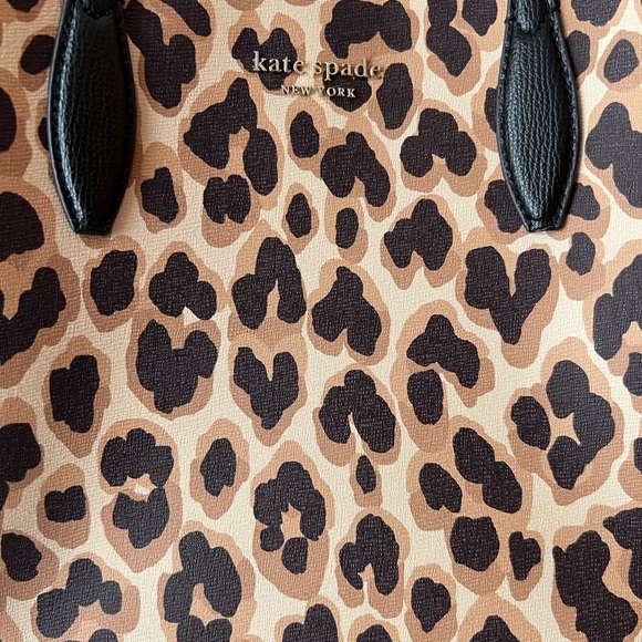 Kate Spade  Leopard Large Tote - Picture 9 of 11